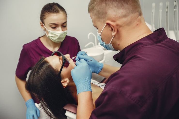severe tooth pain 5 signs you might need root canal therapy